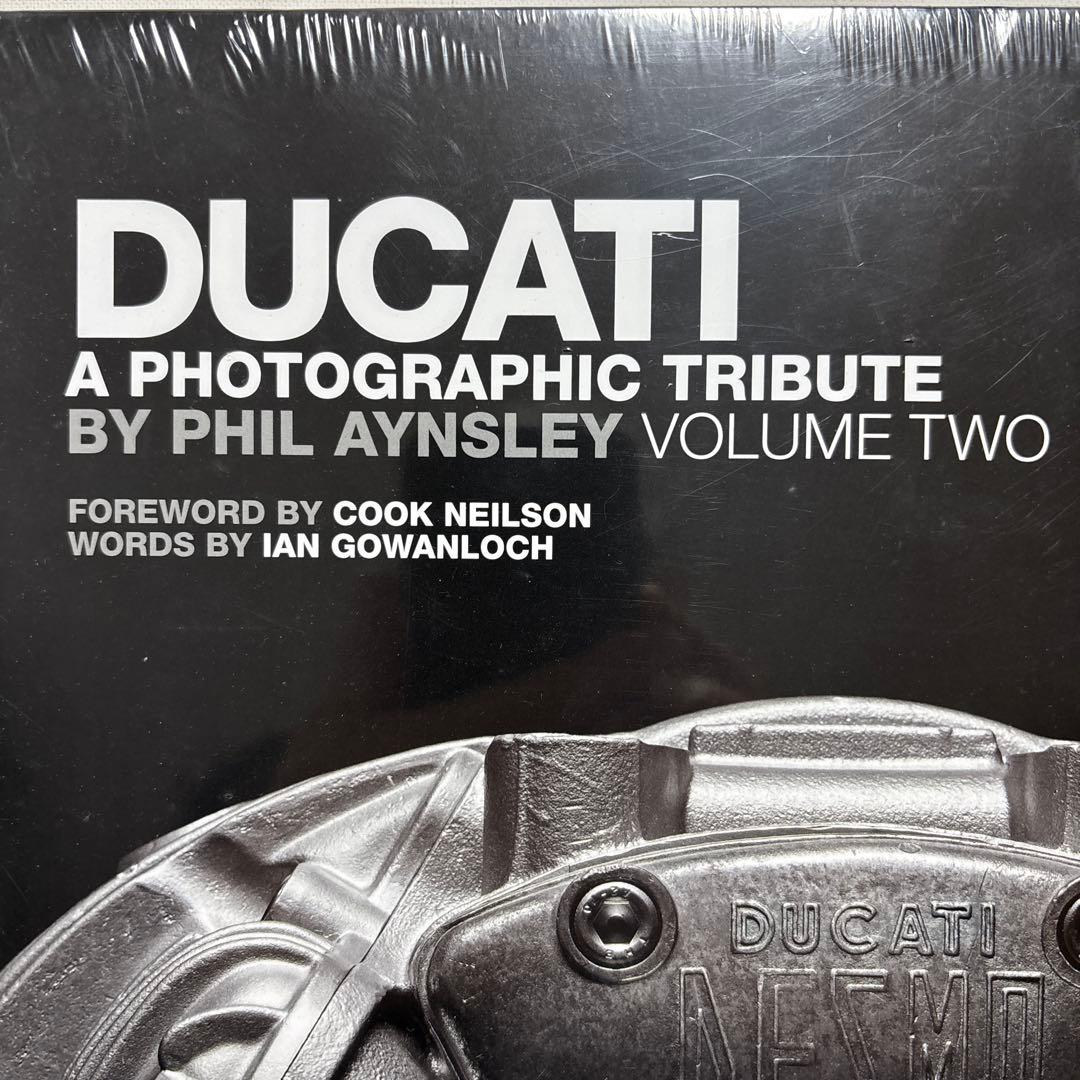 【新品未開封】Ducati ドゥカティー　写真集　洋書　英語　バイク　オートバイ
