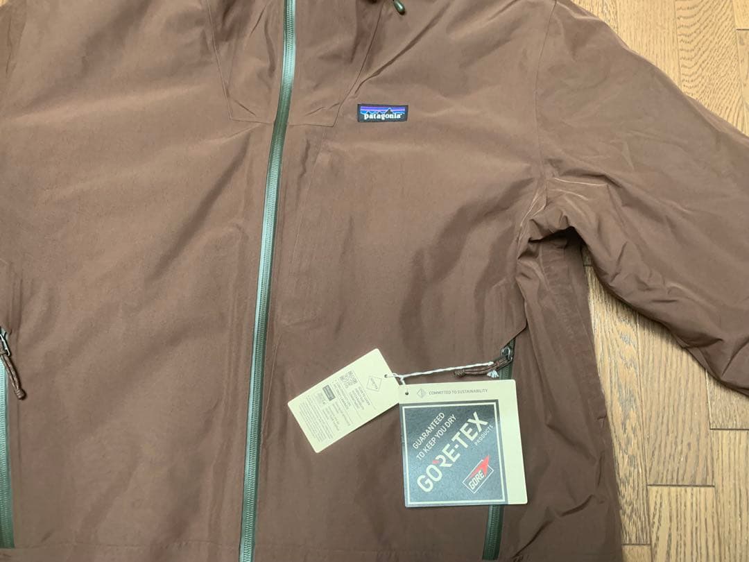 パタゴニア　インサレーテッド・ストーム・シフトジャケット　L 新品ゴアテックス