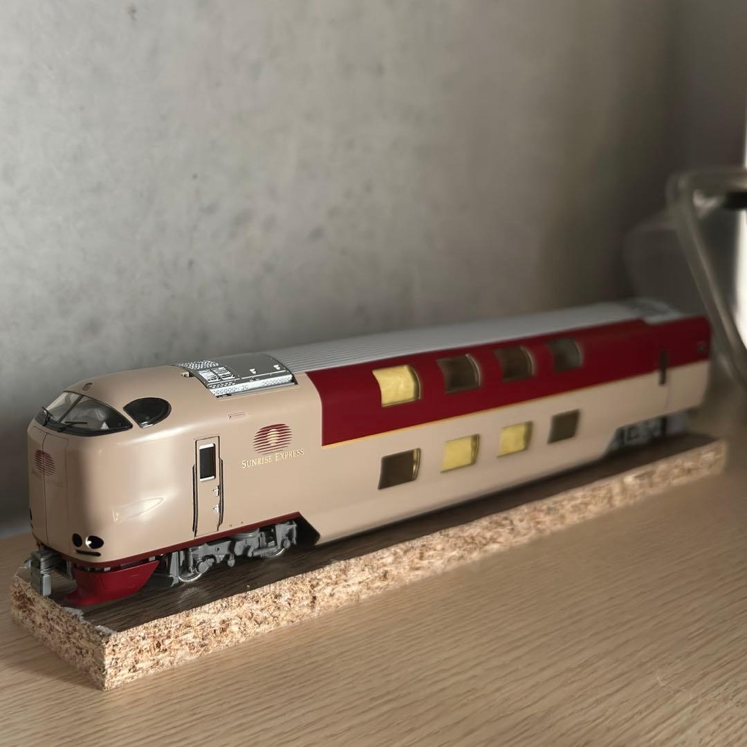 【インテリア用に！】285系 サンライズEX 先頭車　室内灯付き HOゲージ