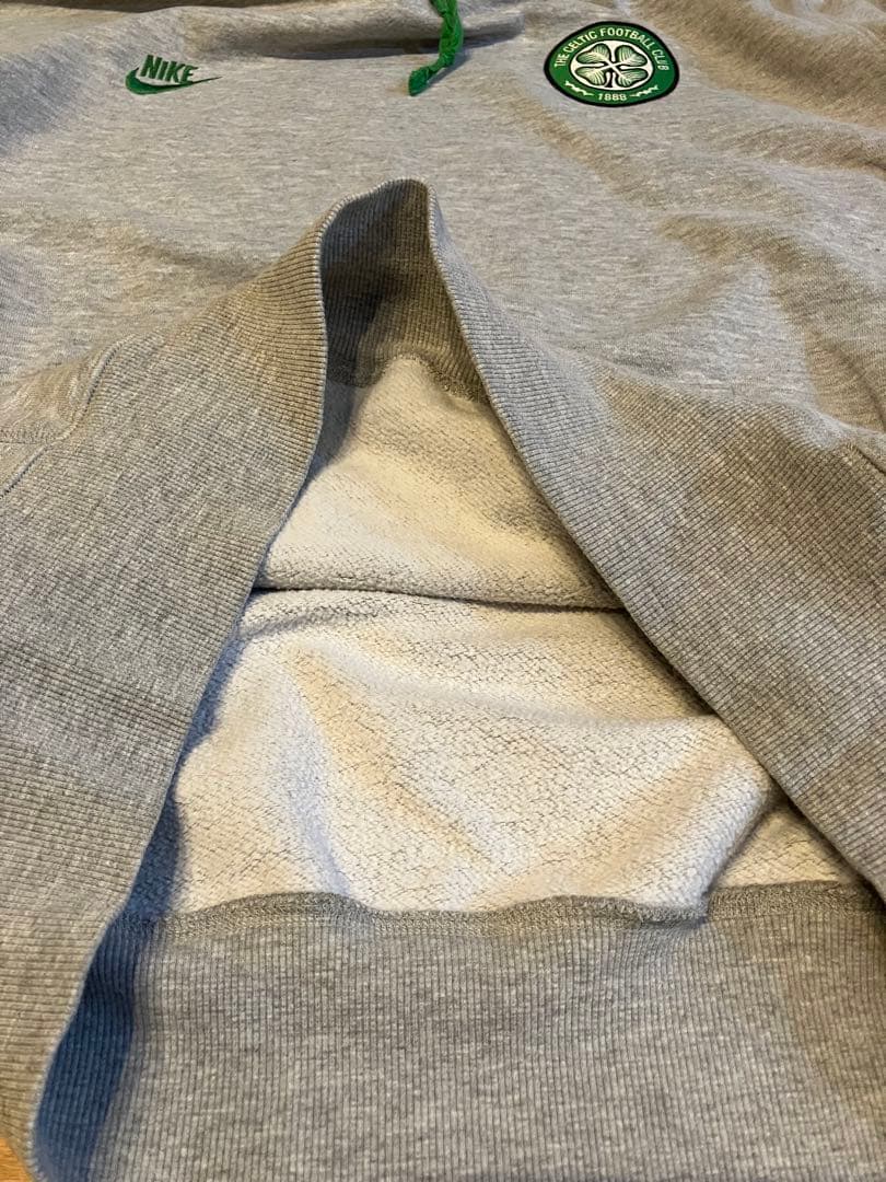 【入手困難】Nike×セルティックFC/スウェットパーカー/ジャージ L