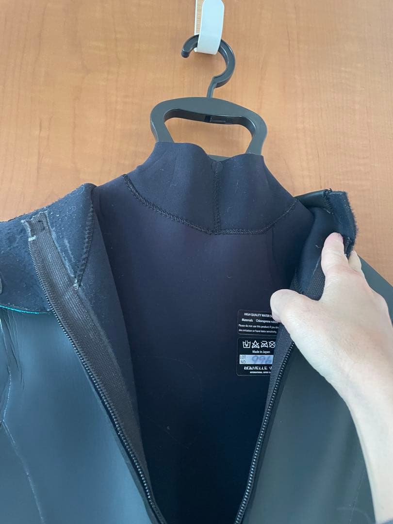 エアタイト　セミドライ　キッズ130~135cm