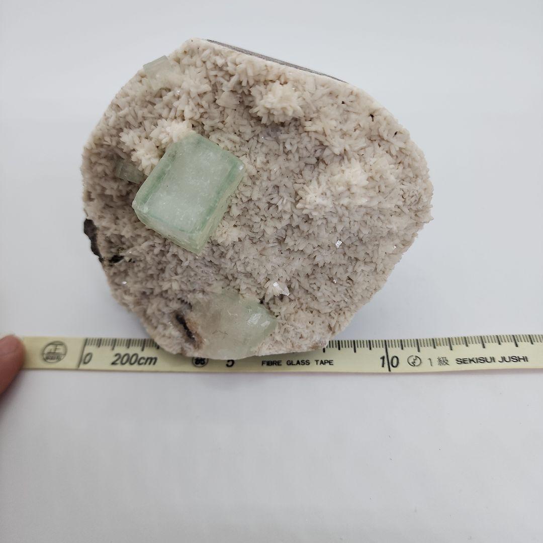 アポフィライト×パイロモルファイト 共生原石 癒しと変容のエネルギー石