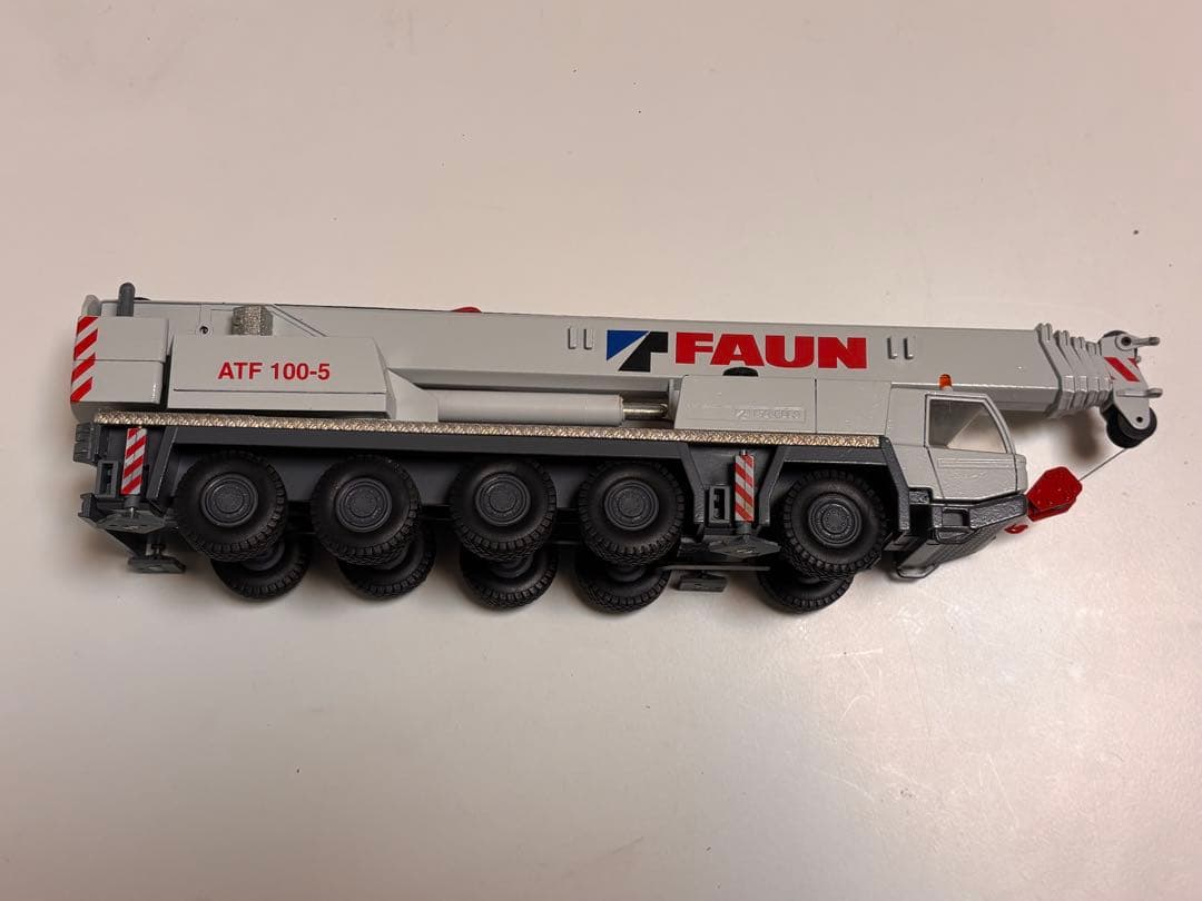 CONRAD 1/50 TADANO FAUN ATF 100-5クレーン