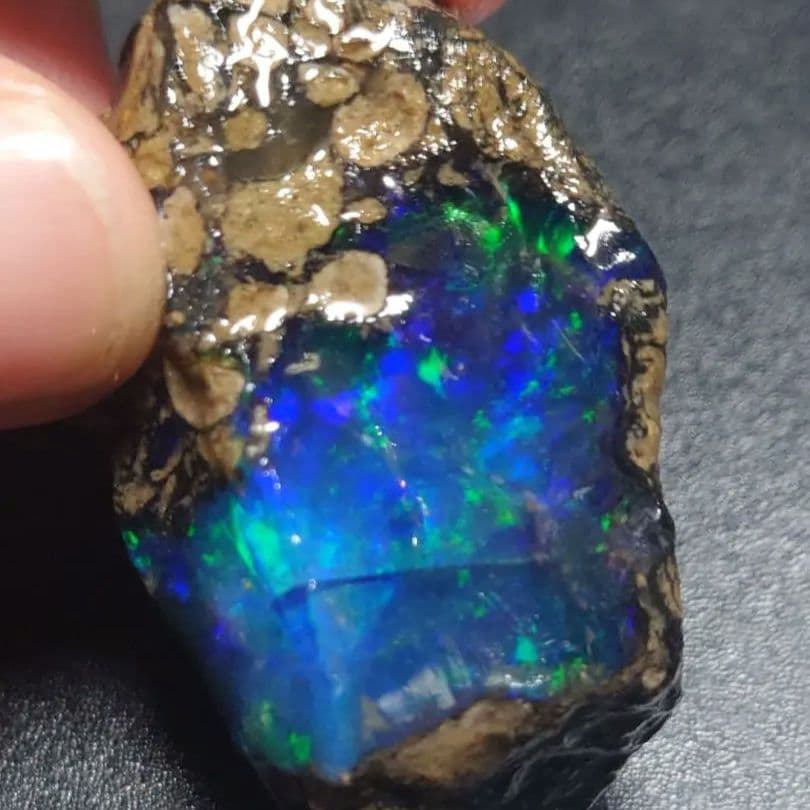 【60ct】 エチオピア　ウェロ産オパール 原石 標本　鉱石