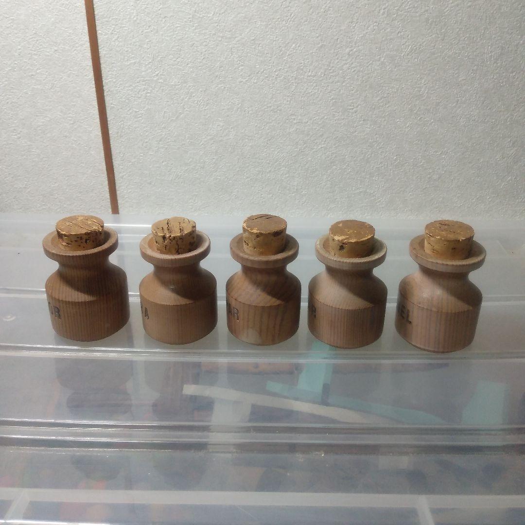 北欧ビンテージ木製スパイス入れ5個、