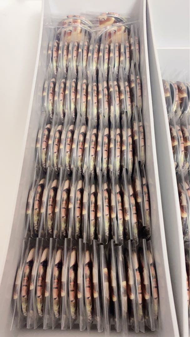 〈 即購入〇 〉鏡音レン グリッター缶バッジ 26a 83個