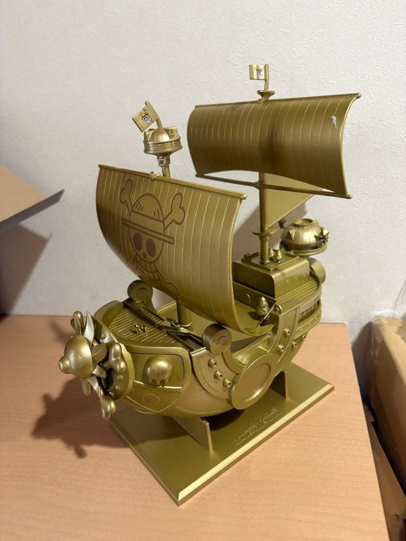 ダブルチャンス 当選品 一番くじ サウザンド・サニー号賞 ゴールドver.