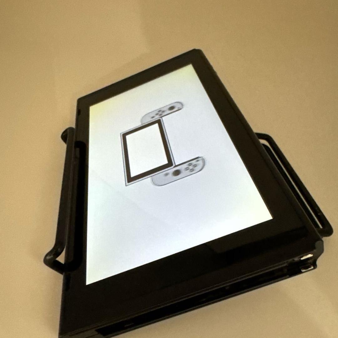 Nintendo Switch　本体　旧型　任天堂　2018年製