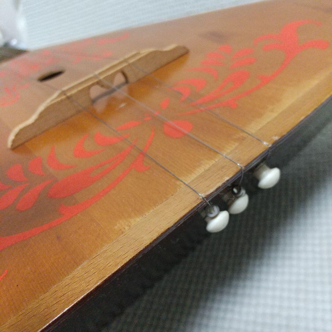 音がよく響く♪ロシア民族楽器『バラライカ』美しい木目と艶♪アンティーク