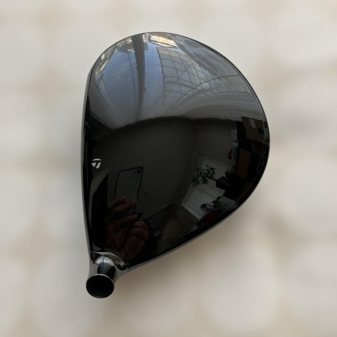 美品TaylorMade Qi10LSドライバー 10.5度ヘッドのみです。