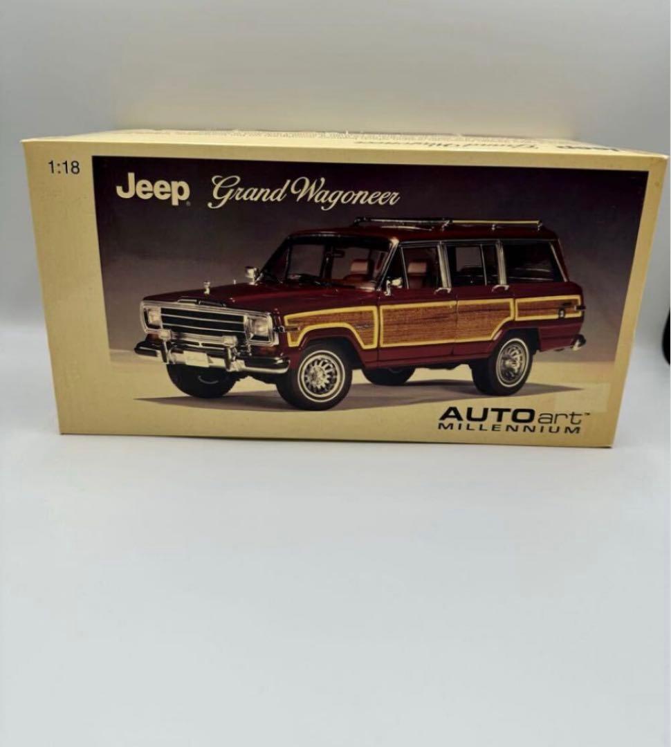 AUTOartモデル 1/18 ジープグランド ワゴニア