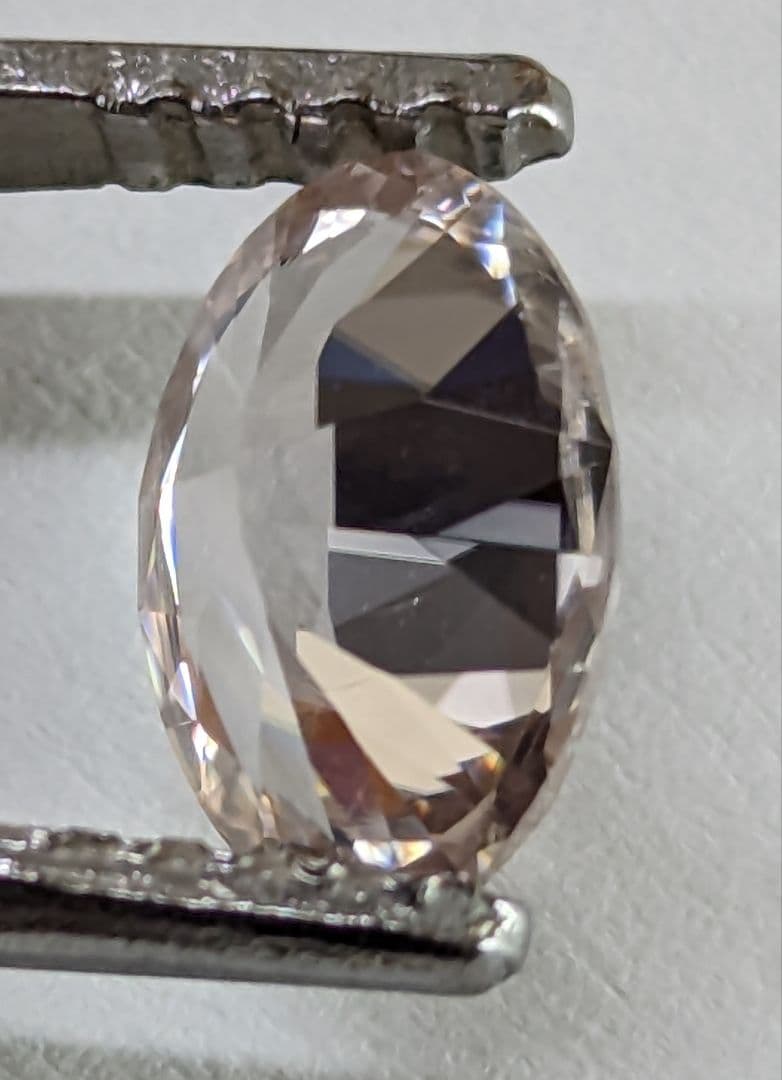 ハーツレンジ産 天然ジルコン 1.95ct ルース