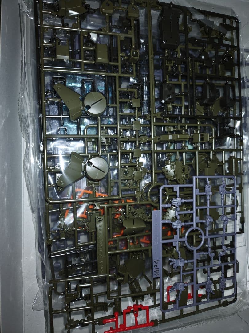 HGリーベンヴォルフ&ギガンティックアームヘイズル&TR-6[バーザムII]