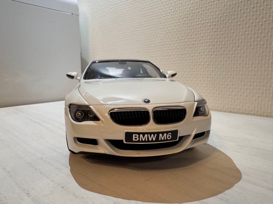 KYOSHO  M6 Coupe 1:18 ホワイト