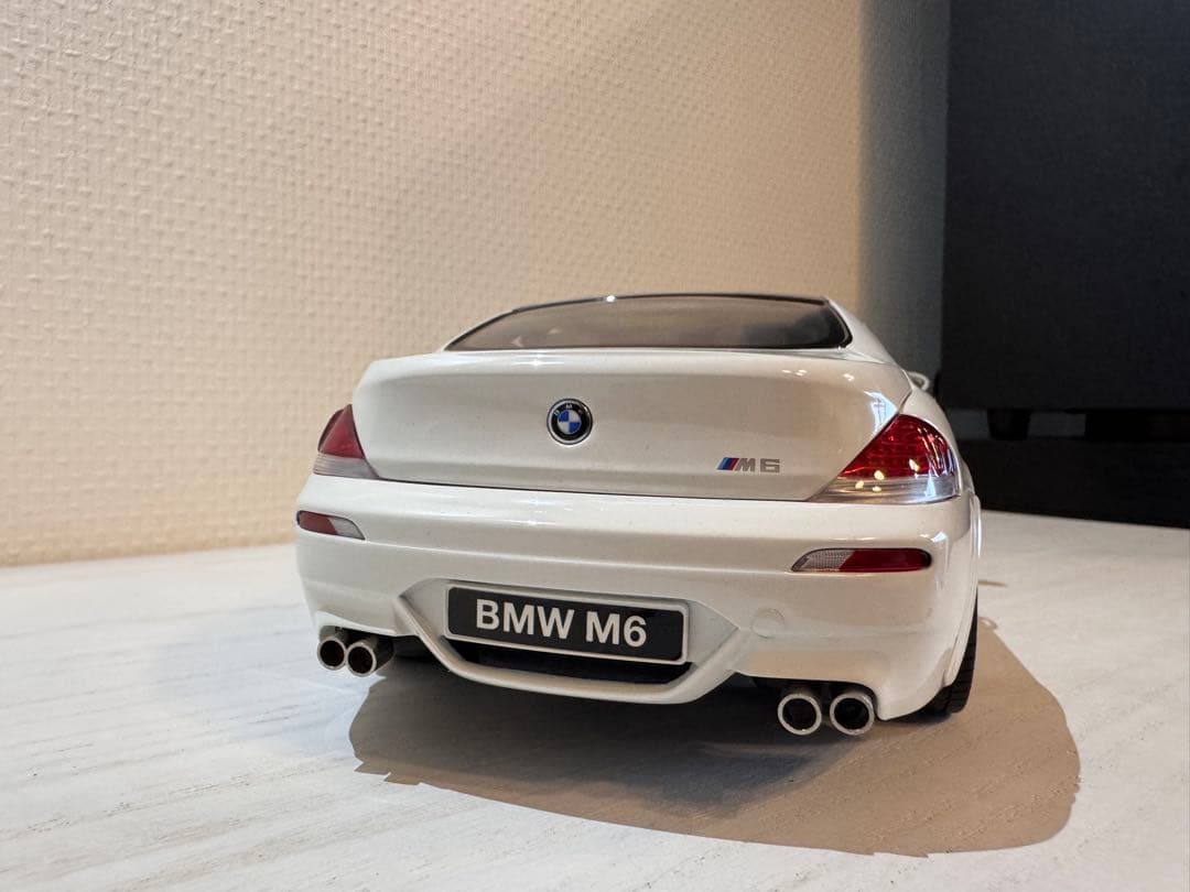 KYOSHO  M6 Coupe 1:18 ホワイト