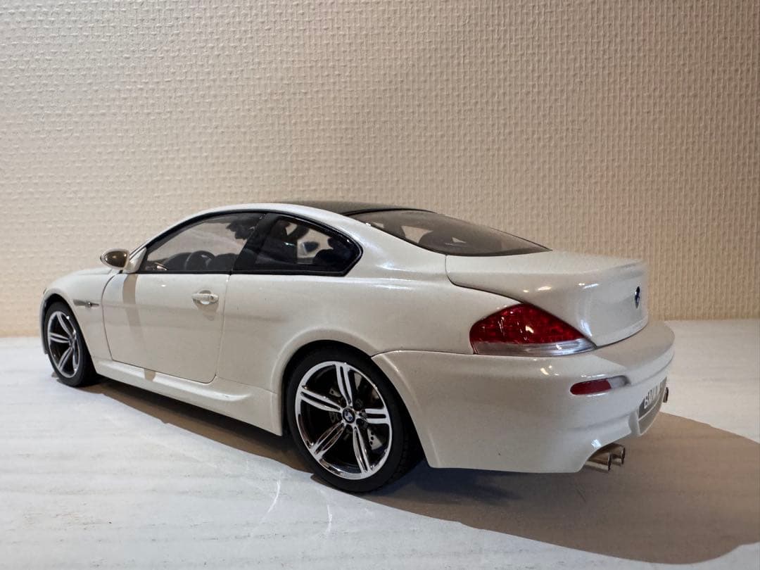 KYOSHO  M6 Coupe 1:18 ホワイト