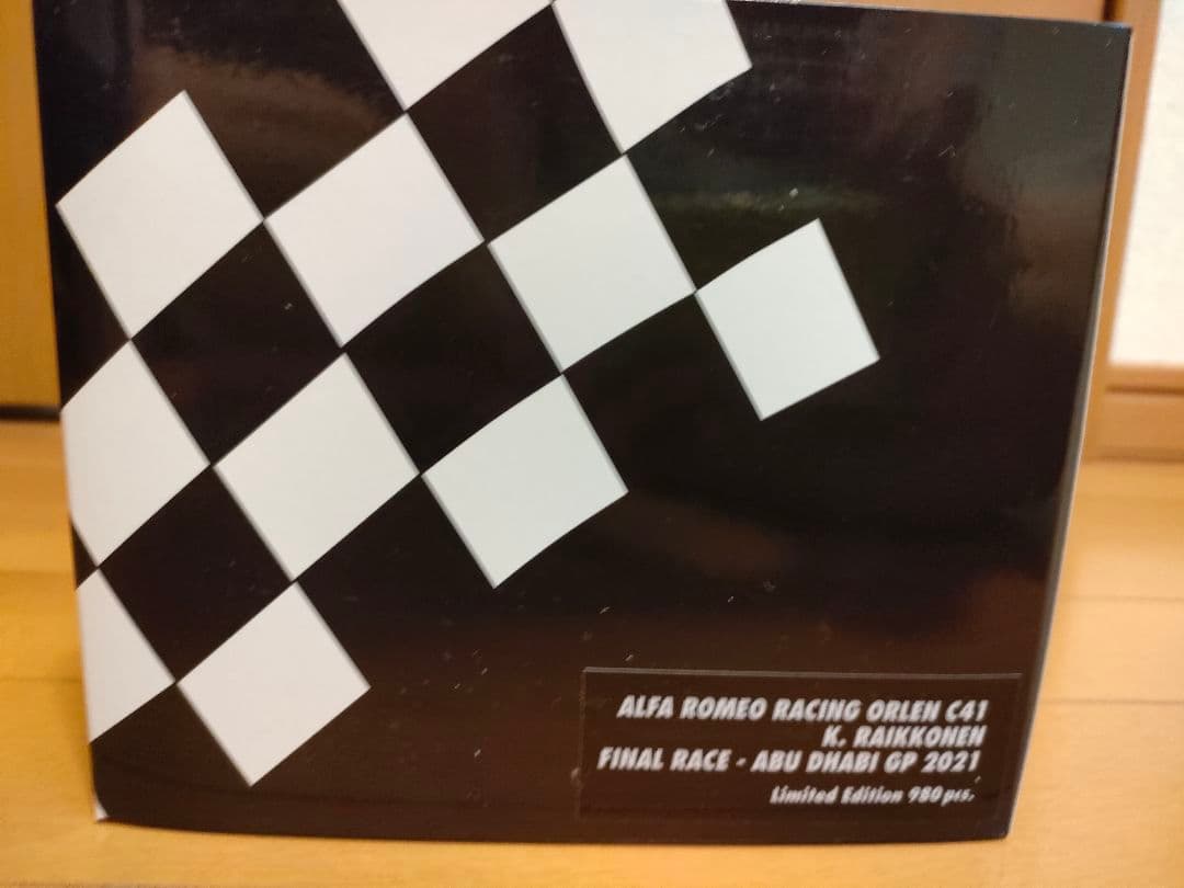 アルファロメオF1c41ミニカー1/18キミライコネン　ラストラン