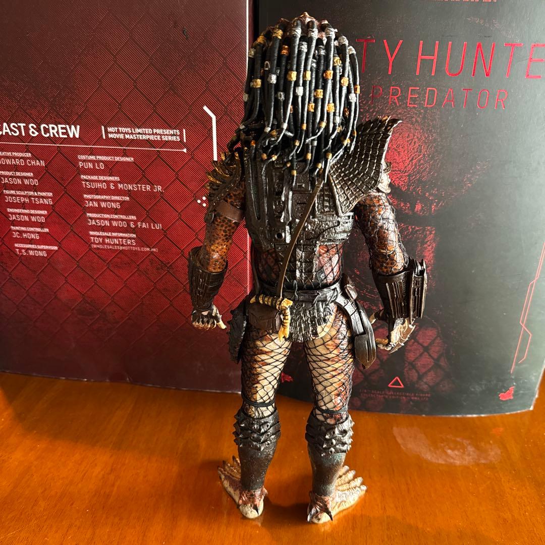 プレデター　ホットトイズ　シティハンター プレデター2