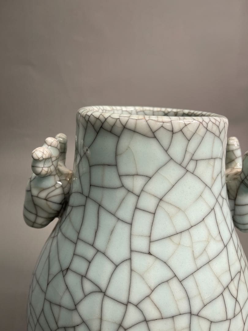 有款 青磁冰裂紋鹿耳瓶