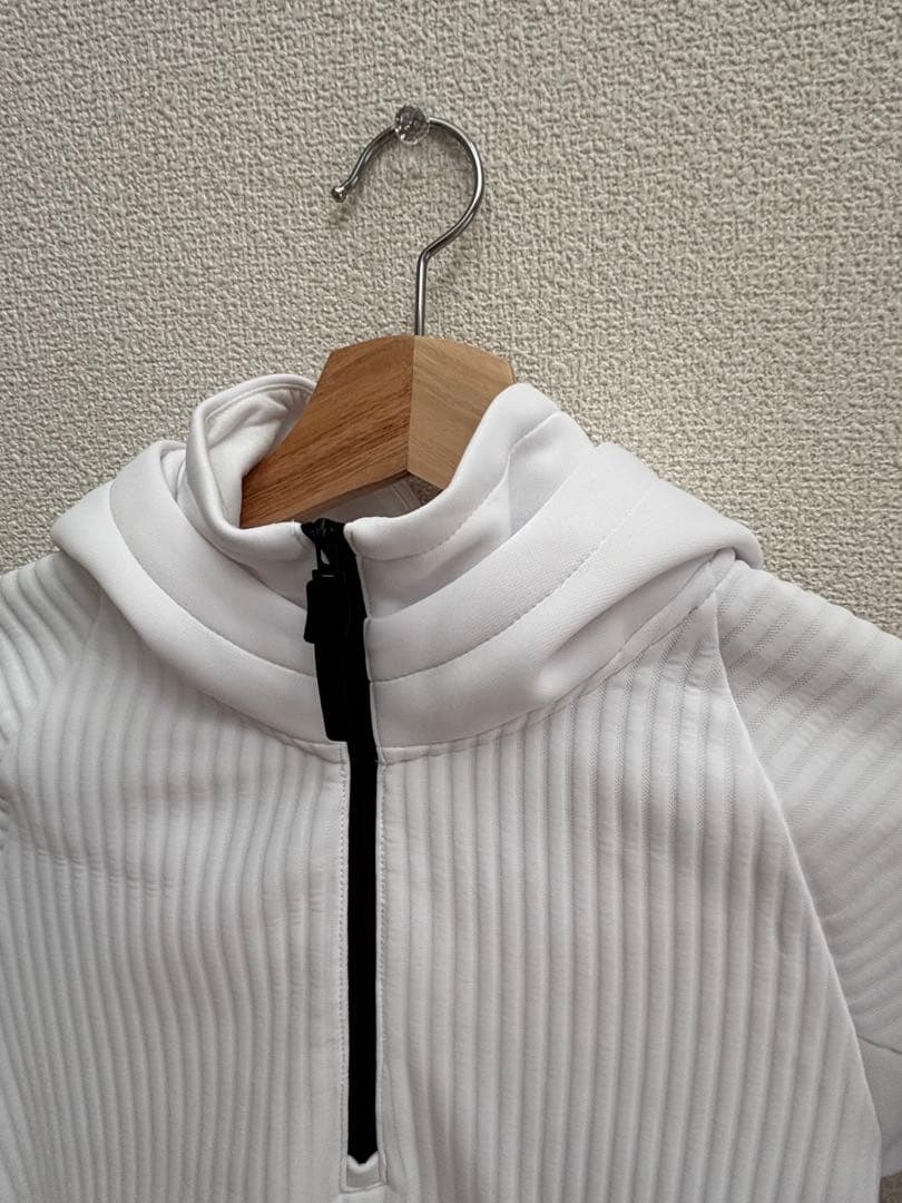 Reebok フード付き ジャケット M 美品