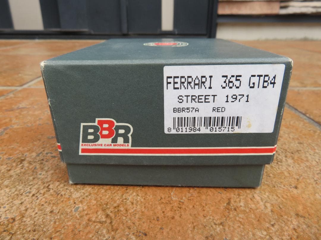 BBR社製　フェラーリ365　GTB4　デイトナ