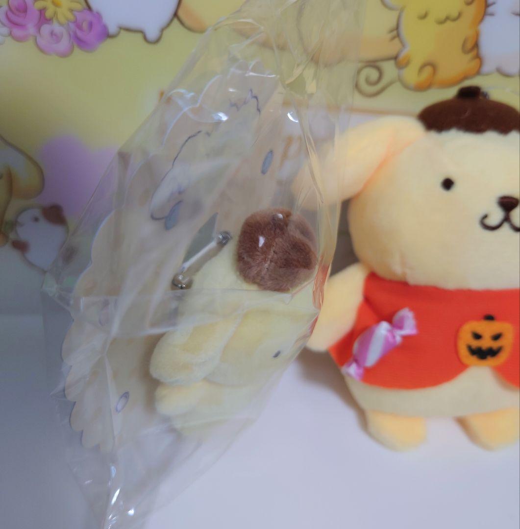 ポムポムプリン　ぬいぐるみ　マスコット　バッジ