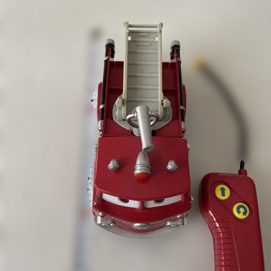 リモコン消防車 はしご付き 赤　カーズ　レッド　ラジコン　激レア