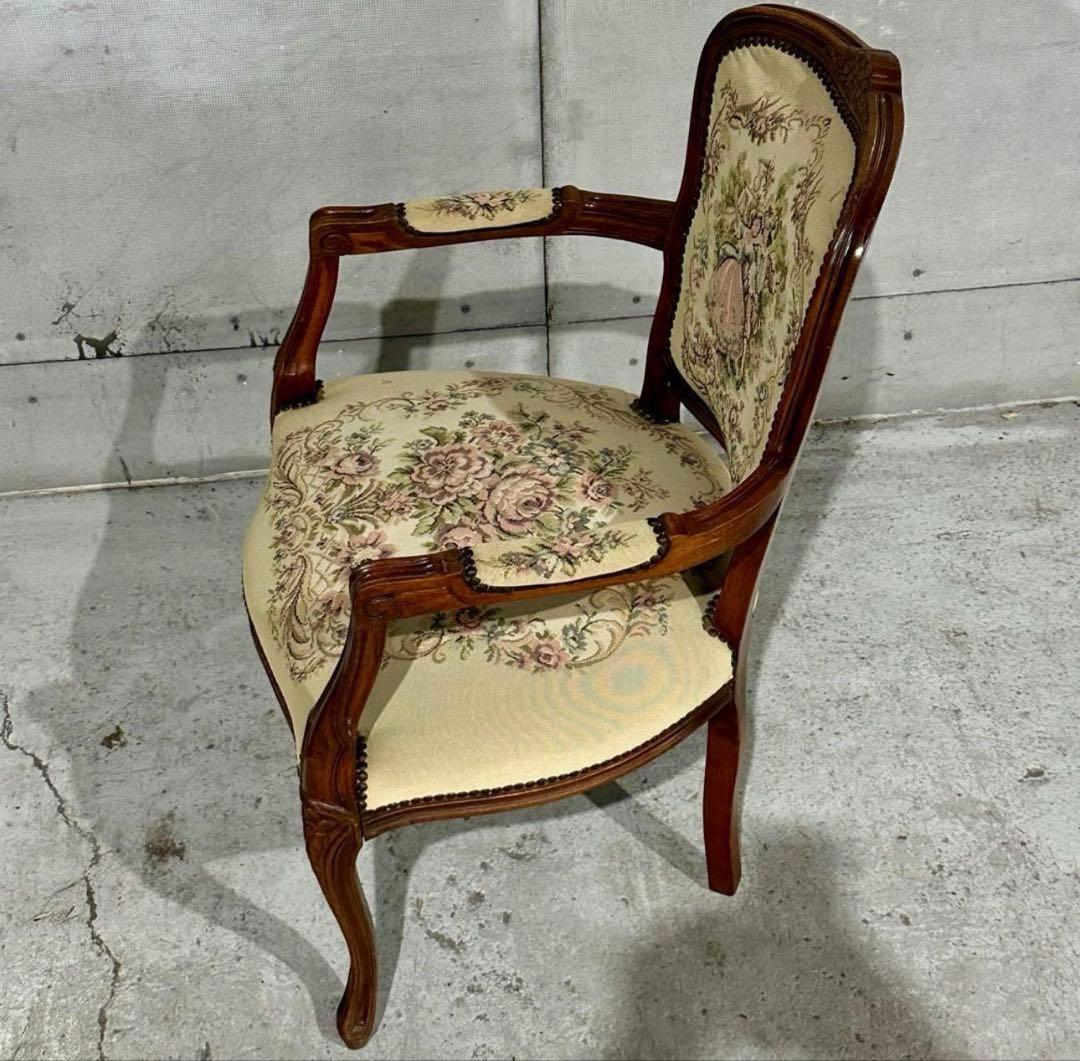 ✦王室気分✦ ロココ調アンティーク 輸入家具 アームチェア サロンチェア　女王様