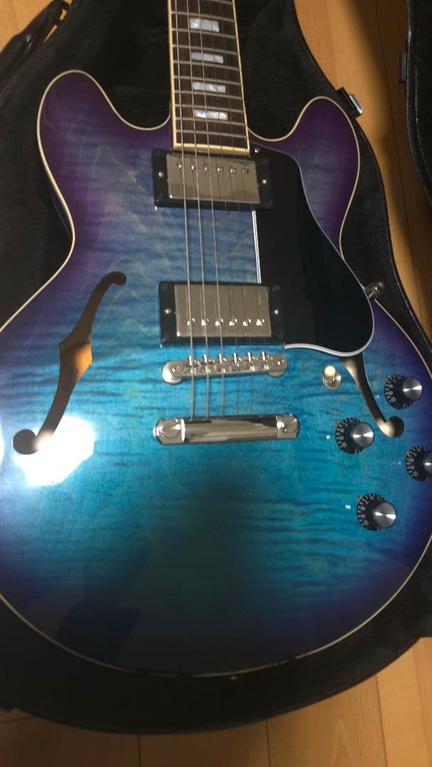 ギター Gibson ES-339 Figured Blueberry Burst