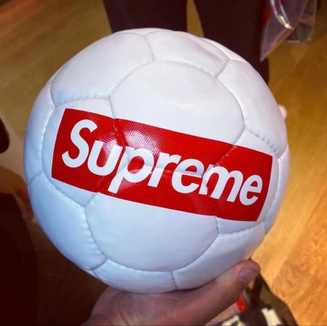Supreme®Umbro Soccer Ball