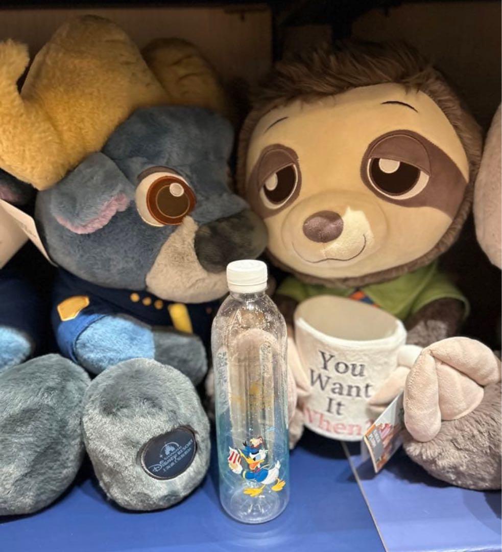 上海ディズニー　ズートピア　ジュディ　ニック　大きい　ぬいぐるみ　新品タグ付き