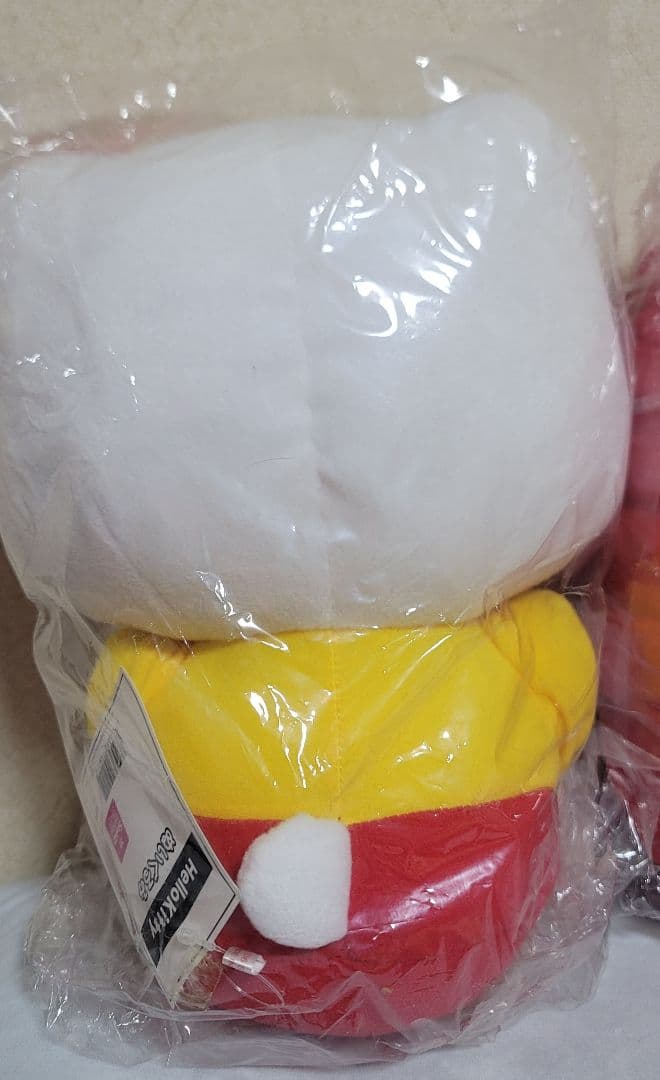 サンリオ　ハローキティ BIG ぬいぐるみ　クッション　約30センチ　希少