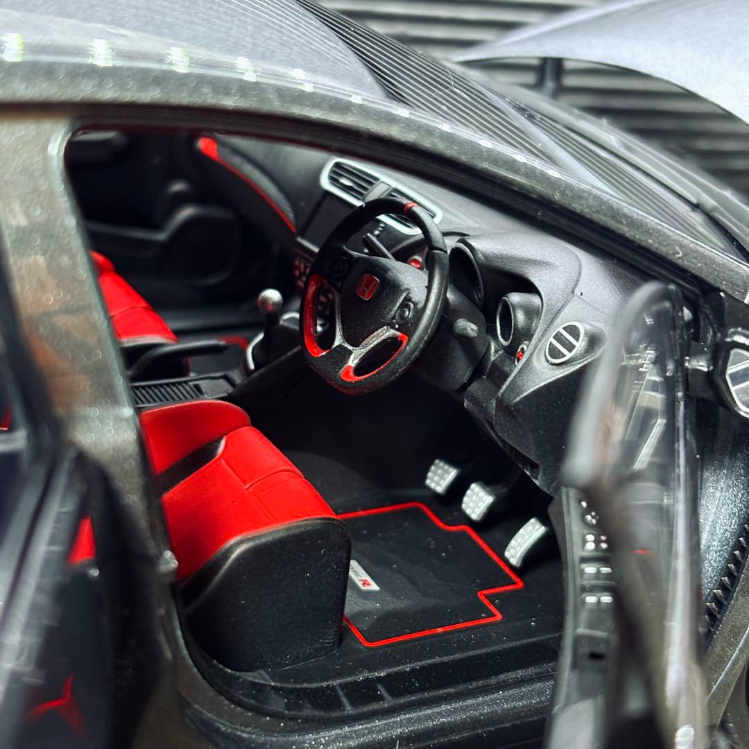 1/18 EBBRO ホンダ シビック タイプR FK2 2015