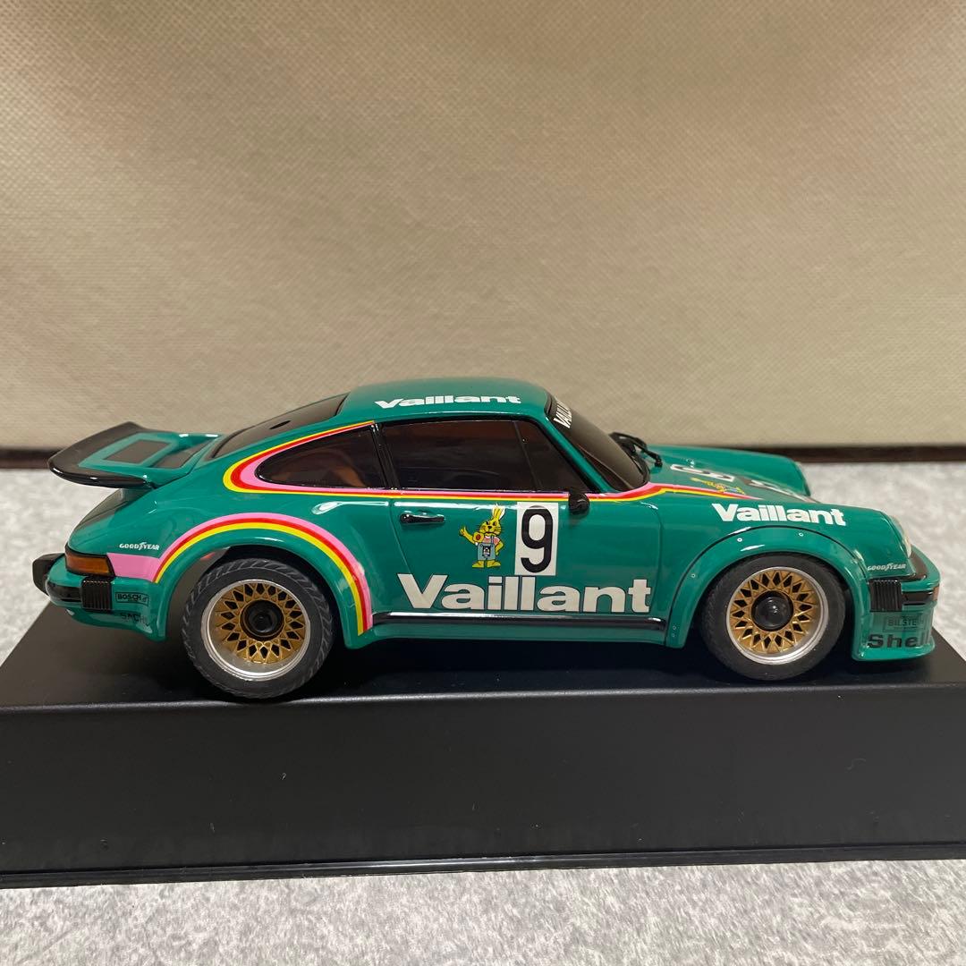 ☆京商ミニッツ ポルシェ934 RSR ターボ Vaillant ボディ中古美品