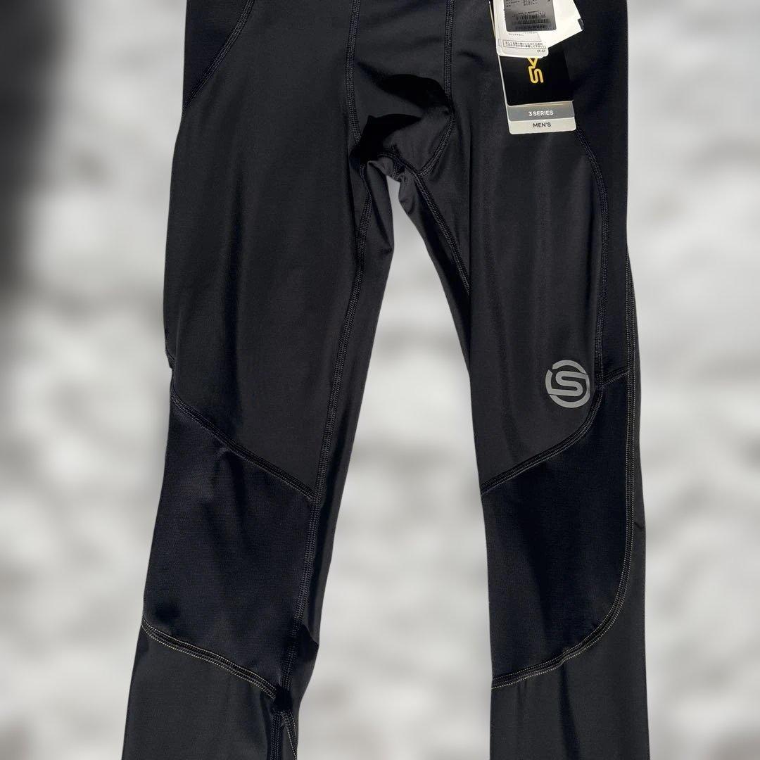 新品未使用Skins series 3 ロングタイツ　3L