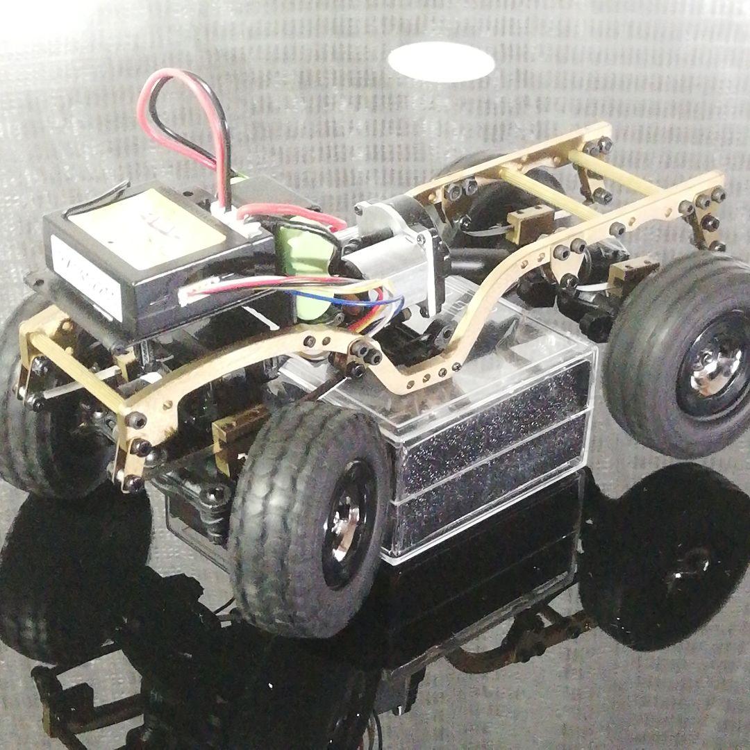 1/24 RC　4WD リーフスプリング　ラダーフレーム　8Oハイラックス付