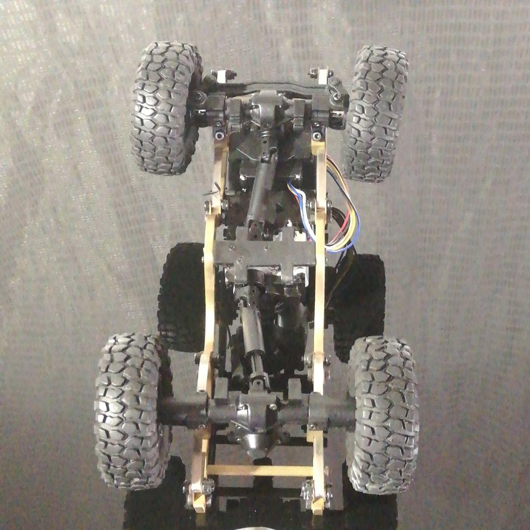 1/24 RC　4WD リーフスプリング　ラダーフレーム　8Oハイラックス付