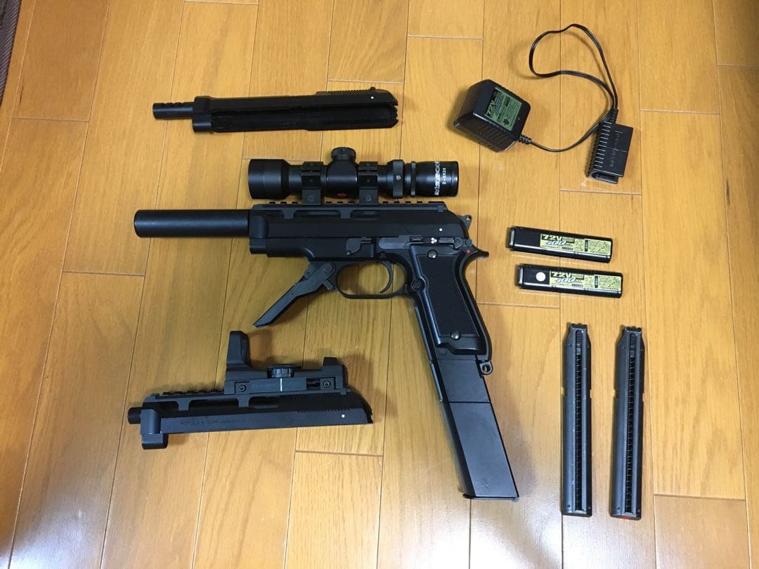 M93R 東京マルイ 電動ハンドガン オプション多数