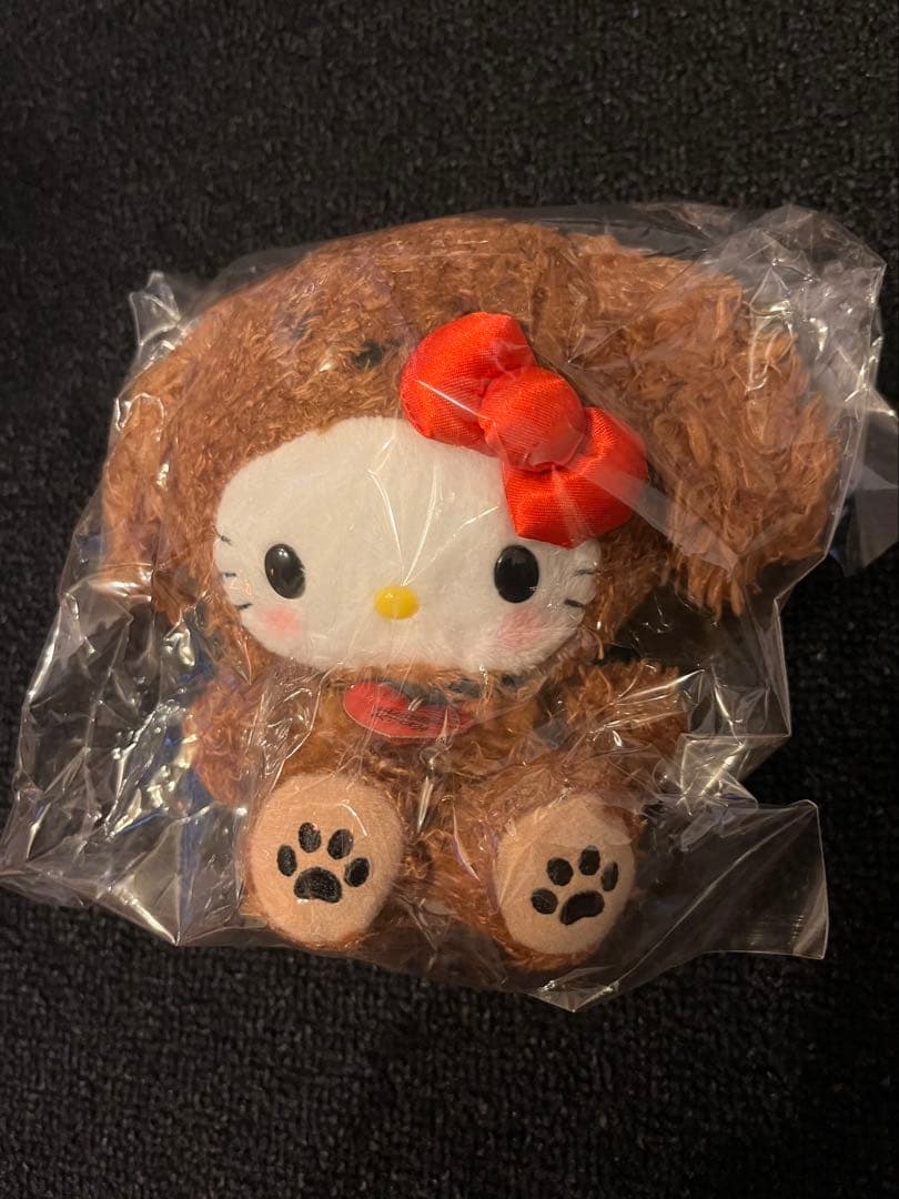 希少品ハローキティ ミニチュアダックスチワワマスコット 2点セット