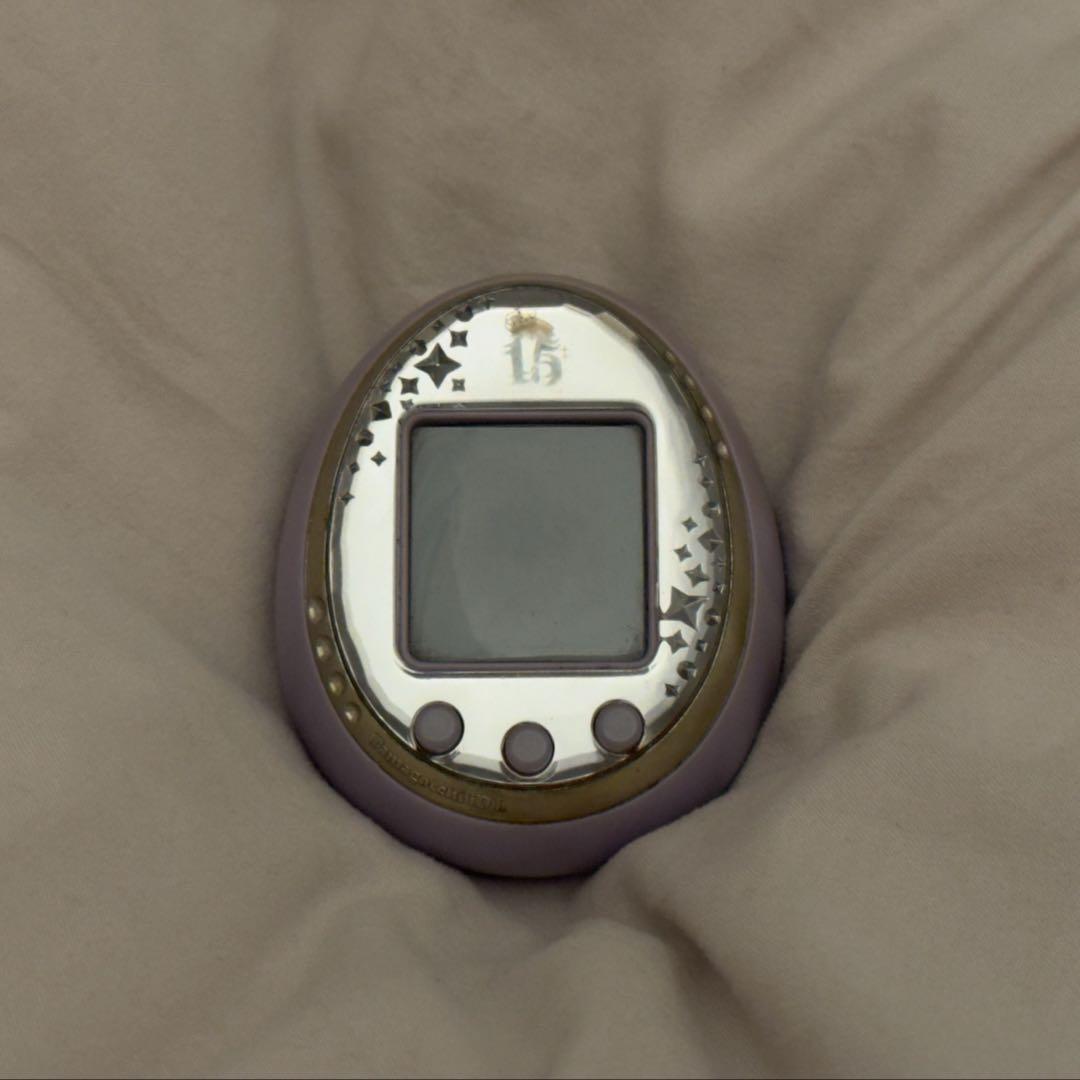 たまごっち 紫色 15周年　Idl