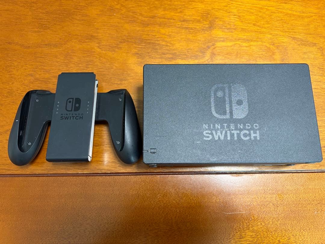 Nintendo Switch ネオンブルー・オレンジ