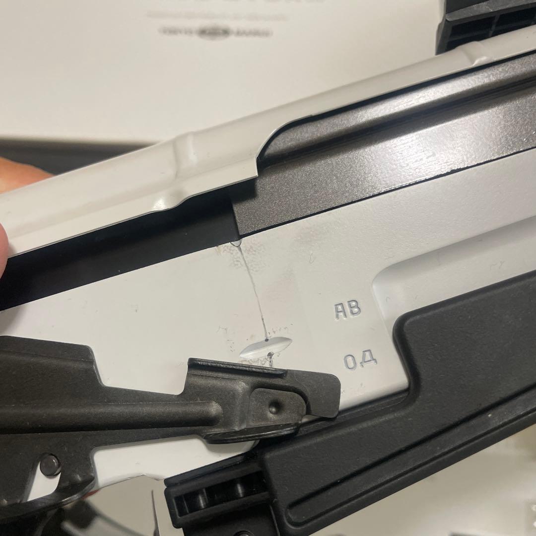 東京マルイ　次世代電動ガンAKホワイトストーム　マガジンバッテリーセット