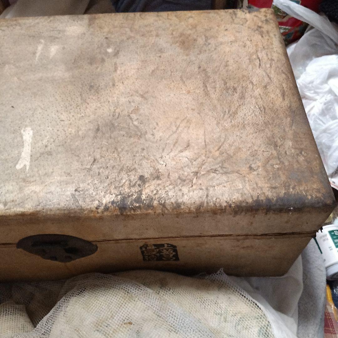 大正レトロ　海上萬昌威造　表面皮　木製箱 青い内装