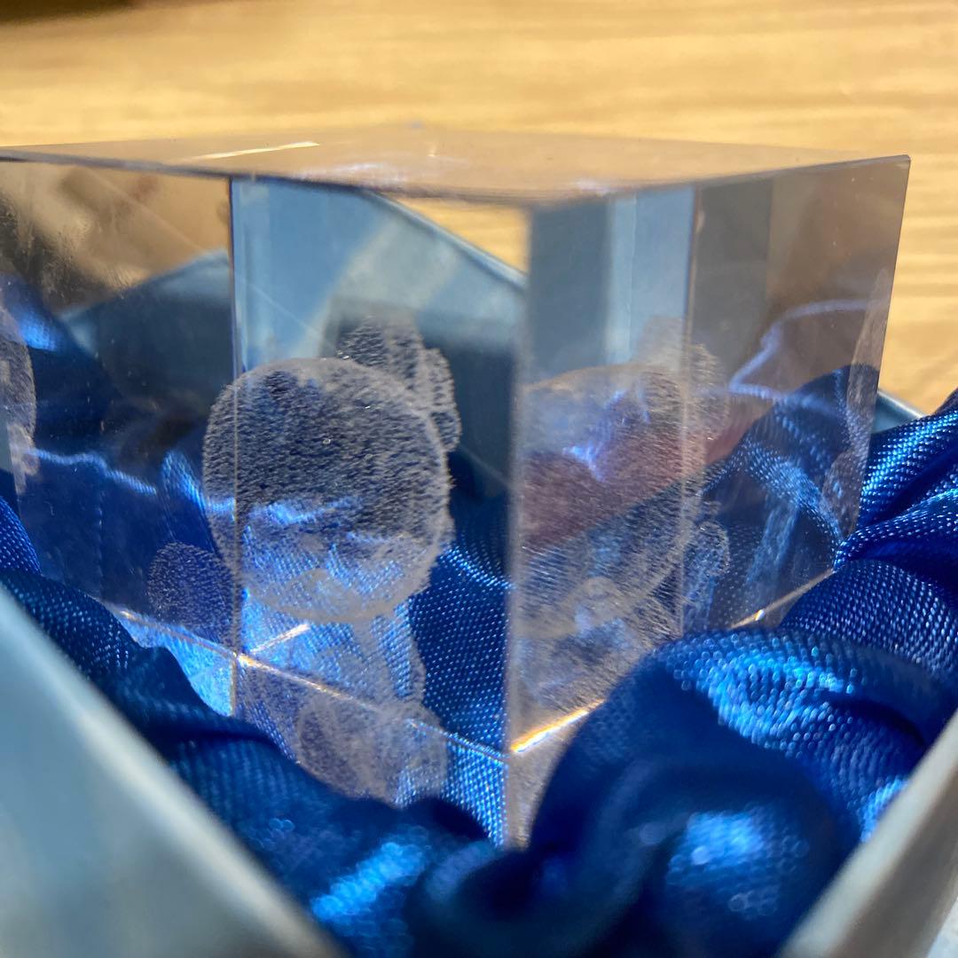 ハローキティ クリスタル彫刻