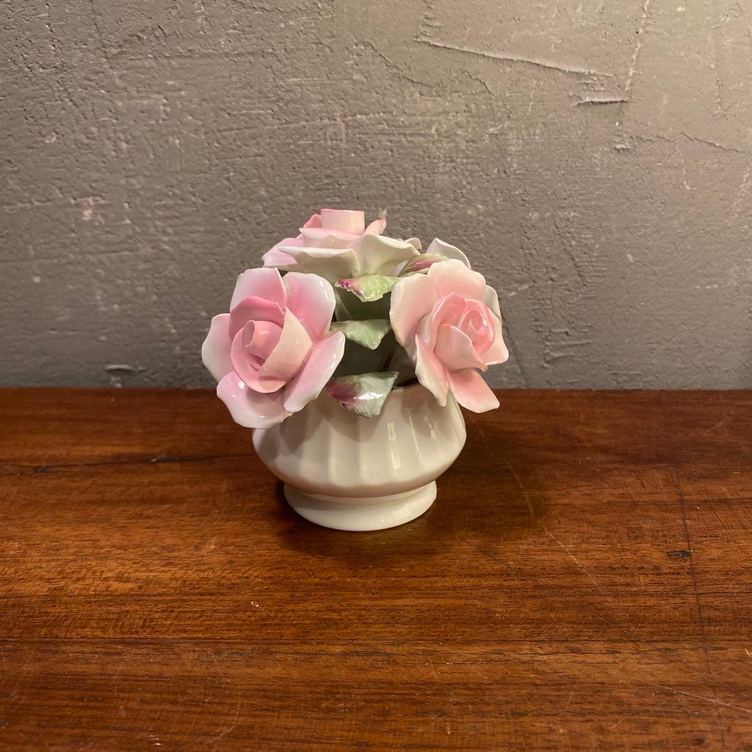 b 英国製E STRATFORD 陶器製バラ 花置物 オブジェ ギフト