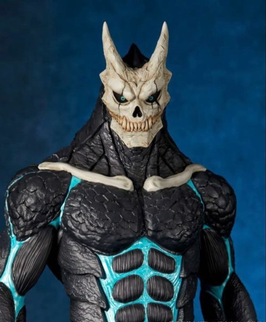 【新品 未開封】海洋堂 メガソフビ 怪獣8号 フィギュア50cm超ビッグサイズ！