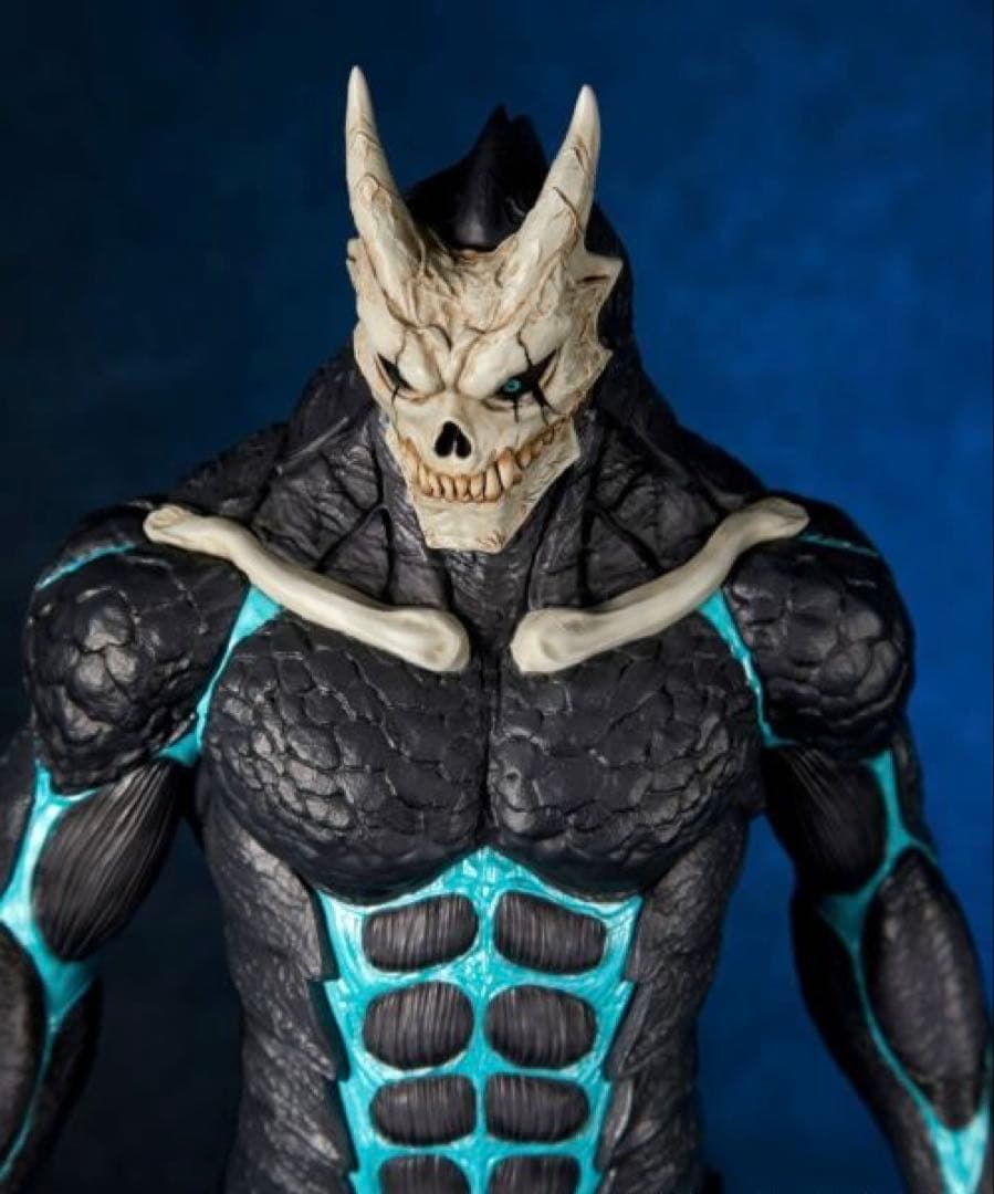 【新品 未開封】海洋堂 メガソフビ 怪獣8号 フィギュア50cm超ビッグサイズ！