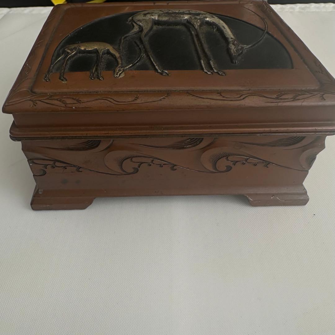アンティーク小物入れ　木製工芸品　金属工芸品　アンティーク　箱　骨董品