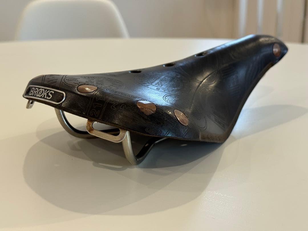 BI7 SPECIAL BROOKS LAB サドル