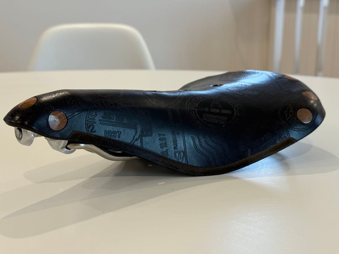 BI7 SPECIAL BROOKS LAB サドル